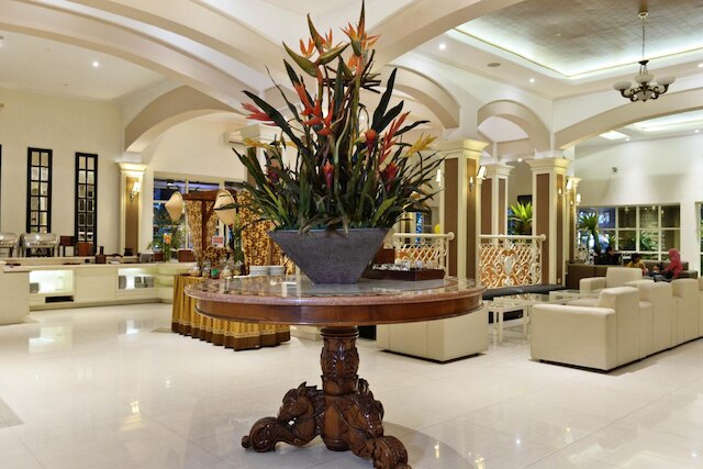 ホテル トリオ インダー 2 マラン