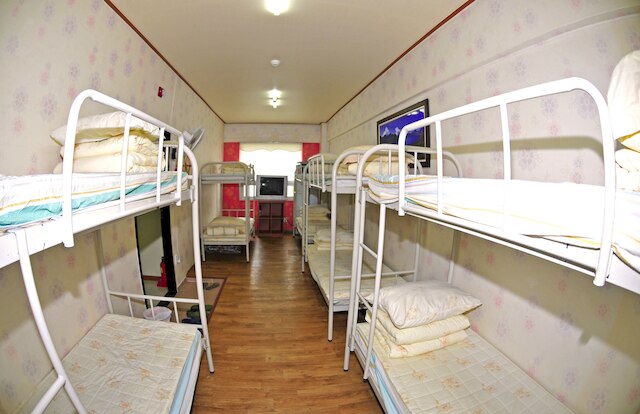 ファソン ゲスト ハウス - ホステル