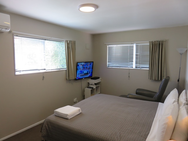 マクウィリアム アパートメンツ