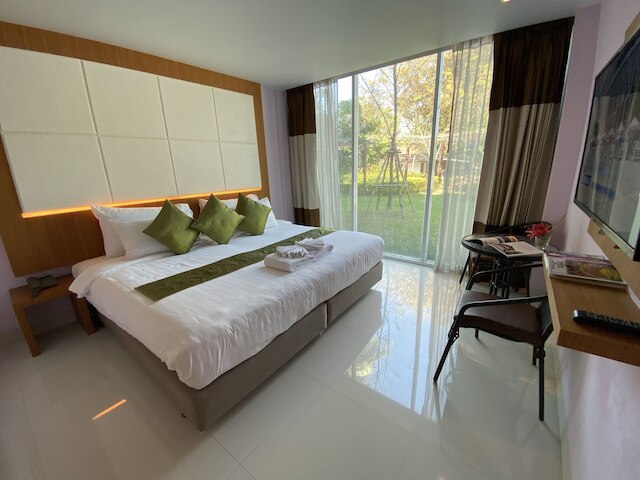 A ホテル シンプリー