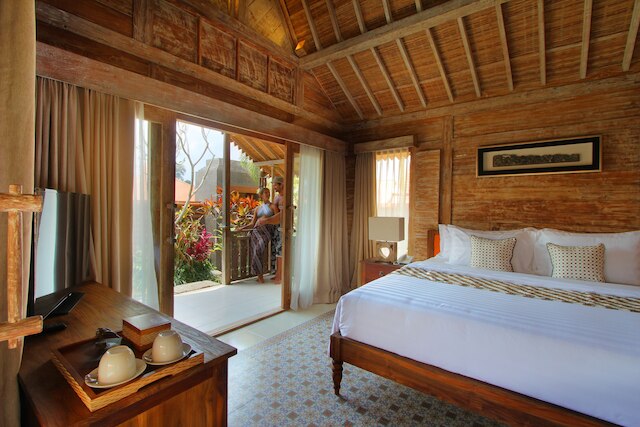 スアルティ ブティック ビレッジ