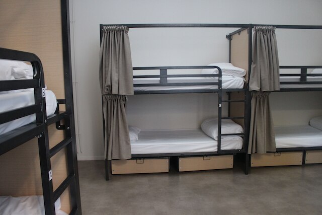 ザ ピープル - リール - ホステル