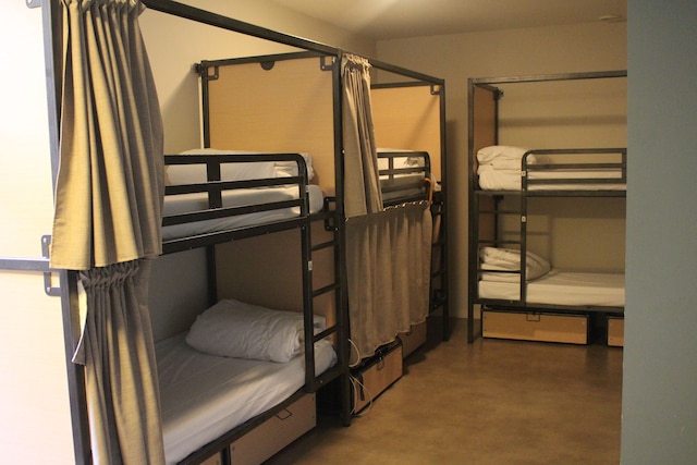 ザ ピープル - リール - ホステル