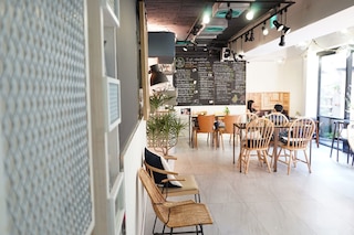 ニーハオ カフェ ホテル