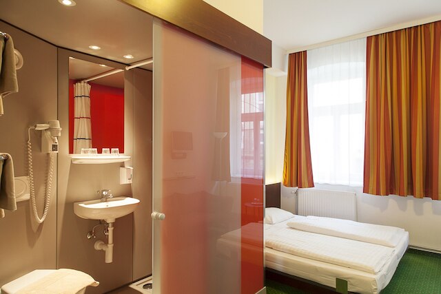 ペンション シュタットハレ