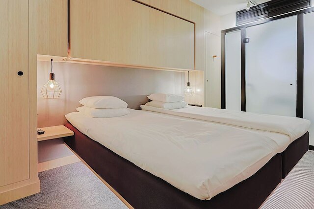 ホテル ウィズ アーバン デリ