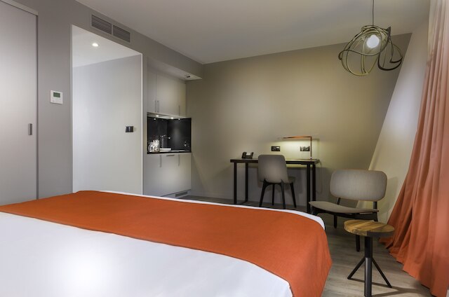 アダージオ パリ 1E シテ ドゥ ラ ムュジック