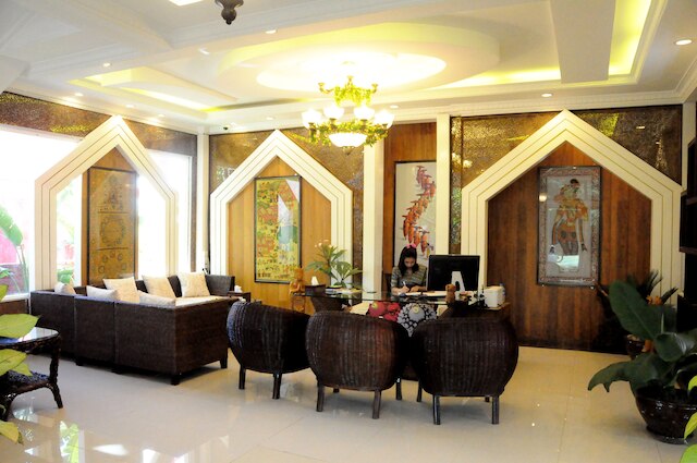 ラ カーサ ディ バーガン ナン エイン トゥー