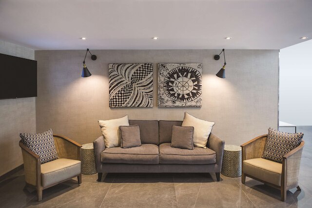 アディナ アパートメント ホテル オークランド ブリトマート