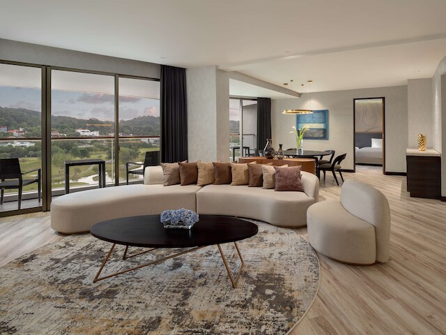 ラディソン ゴルフ & コンベンション センター バタム