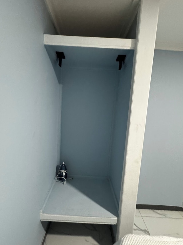 アラサリ ホテル ガイアナ