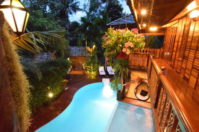 バーン ヘビービー リゾート