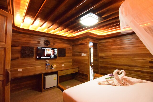 バーン ヘビービー リゾート