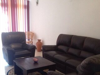 コロンボ アパートメンツ - ローワー バガタル