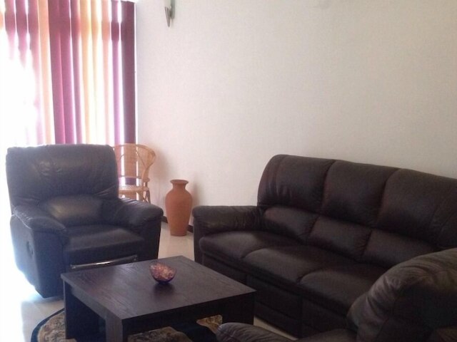 コロンボ アパートメンツ - ローワー バガタル