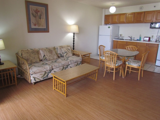 ワイキキ バニアン - ウォーク トゥ ザ ビーチ