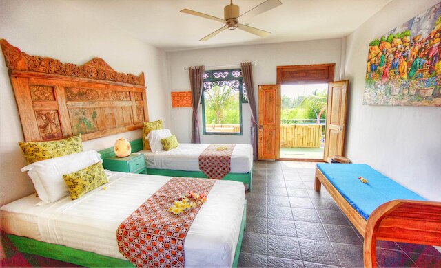 フローティング リーフ エコラグジュアリー リトリート