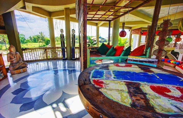 フローティング リーフ エコラグジュアリー リトリート