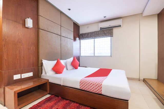 OYO 852 キングス 10