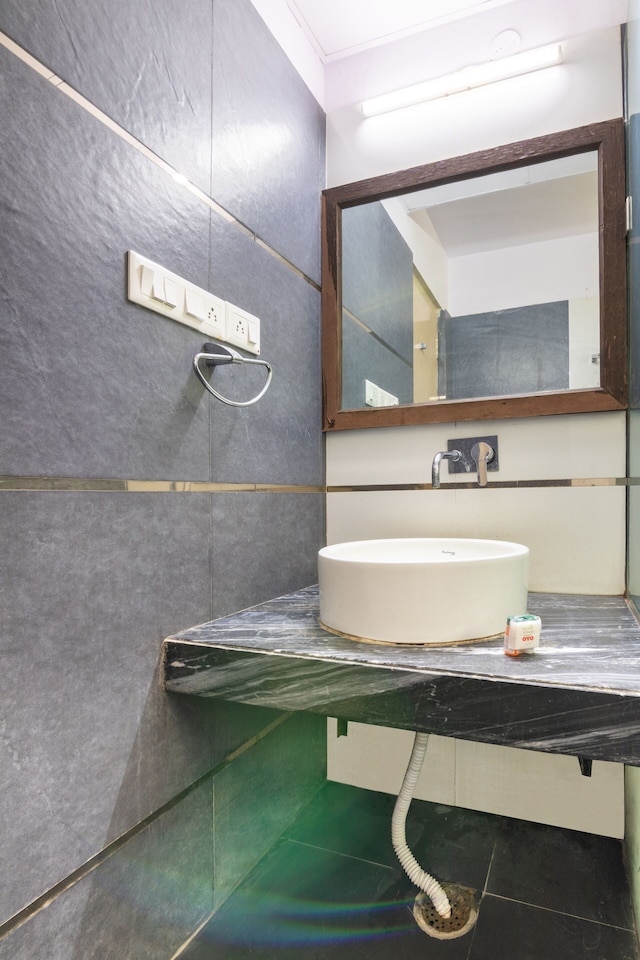 OYO 852 キングス 10