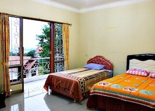 デ ゴティ ダゴ パーカー