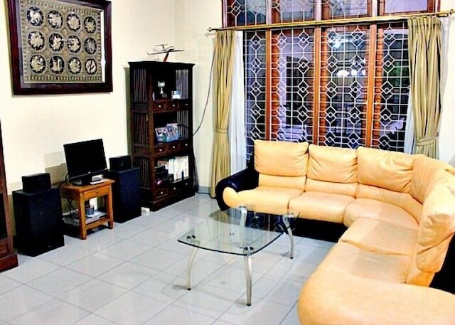 デ ゴティ ダゴ パーカー