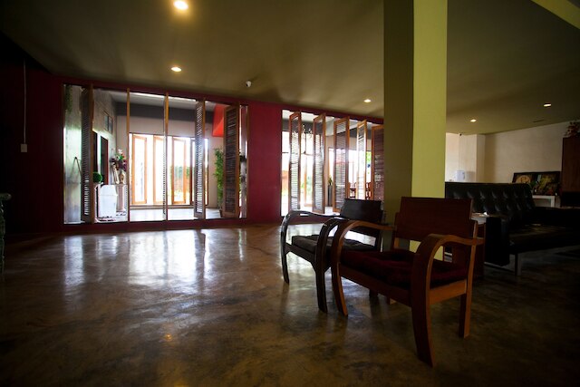 アフターグロー ホステル