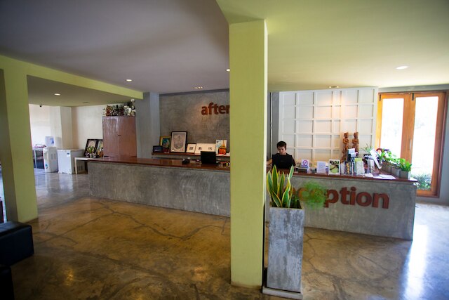 アフターグロー ホステル