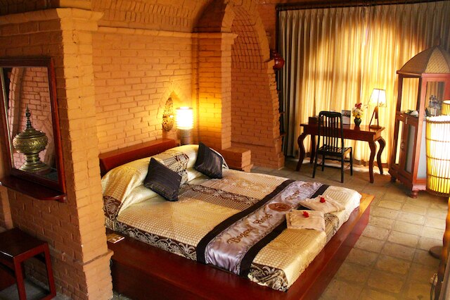 KMA バガン ホテル リバービュー