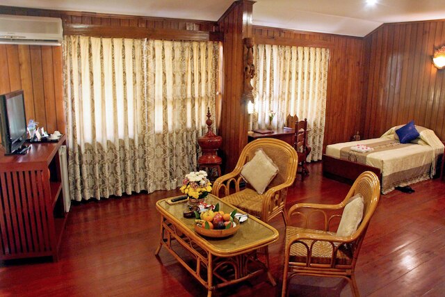 KMA バガン ホテル リバービュー