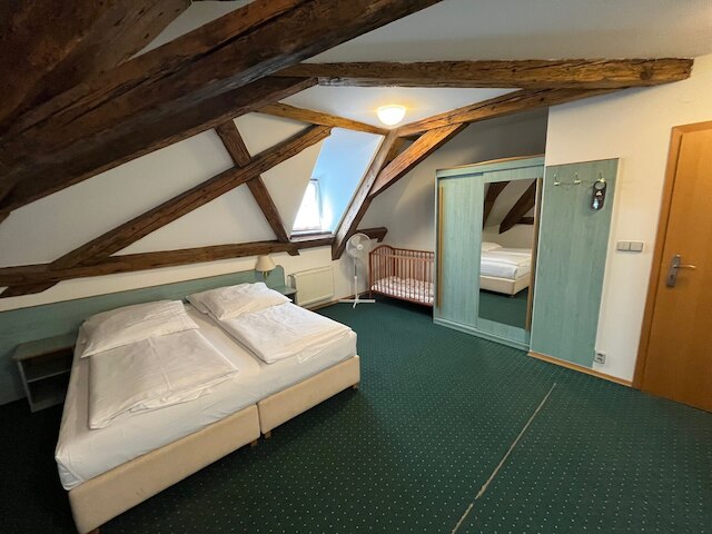 ホテル アダルベルト