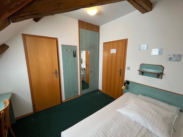 ホテル アダルベルト