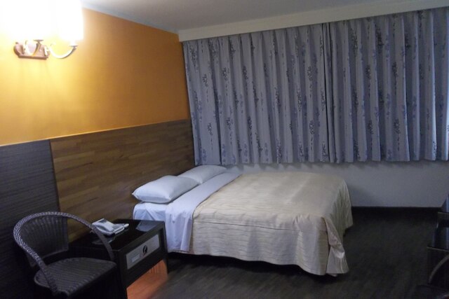 トン マオ カオ シャン チン ホテル (墾丁統茂高山青飯店)