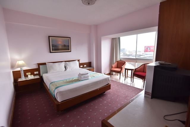 アジアン ホテル ハートヤイ