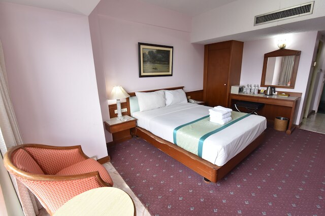 アジアン ホテル ハートヤイ