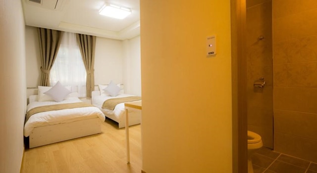 グローリーイン