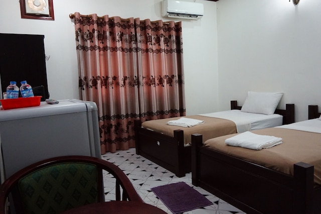 カムサナー ホテル