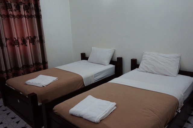 カムサナー ホテル