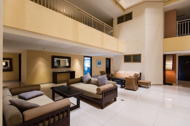 W スタジオ リゾート スイーツ アット ピラミッド タワー