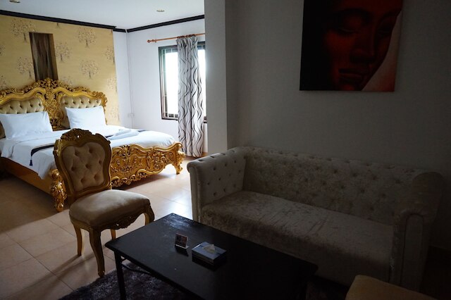 ソクディー シティ ホテル