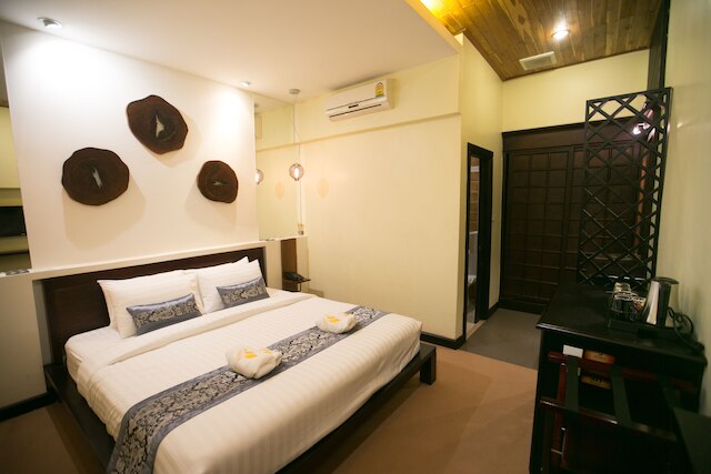 シーズンズ リバーサイド ホテル