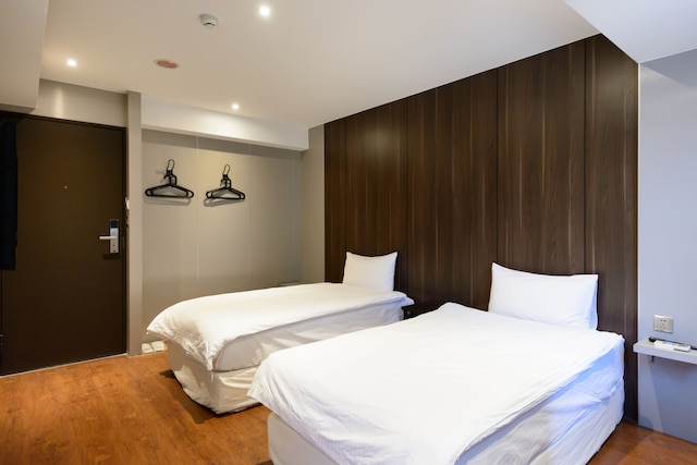 H106 ハオ ツー イン