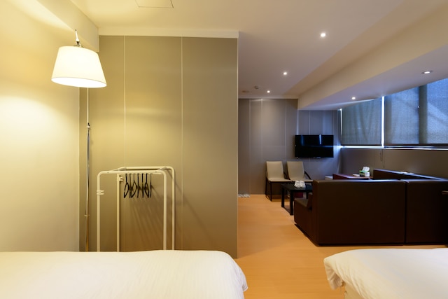 H106 ハオ ツー イン