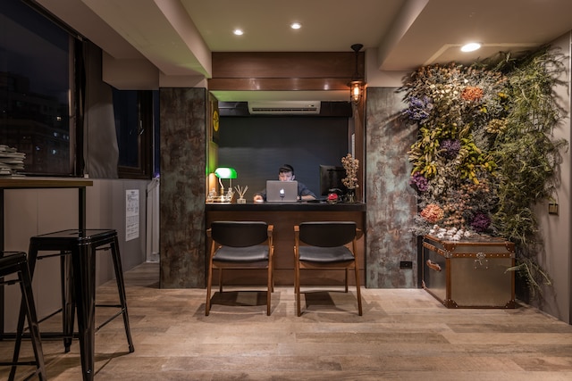 H106 ハオ ツー イン