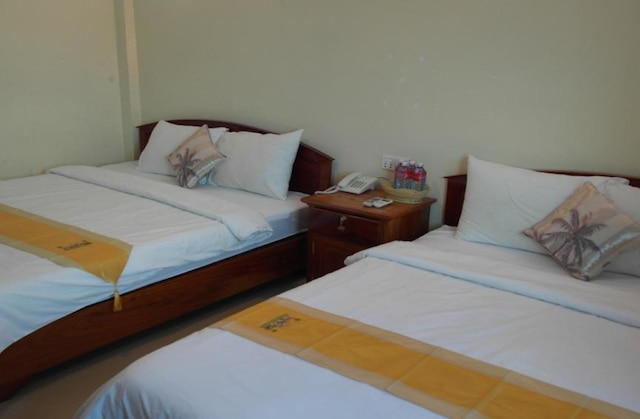 ラックス スター タウン ホテル