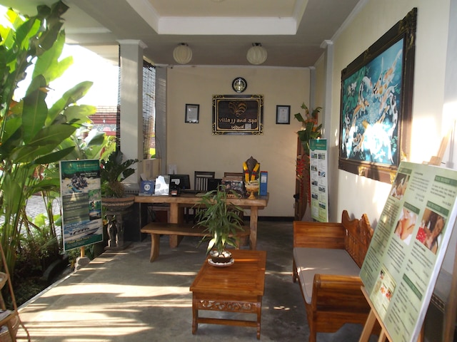 ヴィラ JJ アンド スパ ウブド