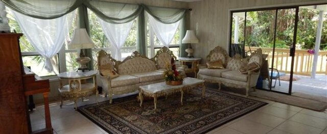 ファーン フォレスト ゲートウェイ