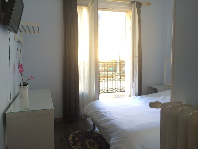 ホテル アンドレ ギル