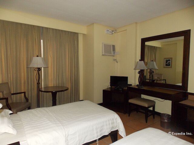 プランタ セントロ バコロッド ホテル & レジデンシーズ