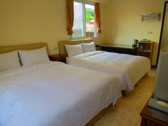 イージー ステイ 九份 (易居背包客客棧)